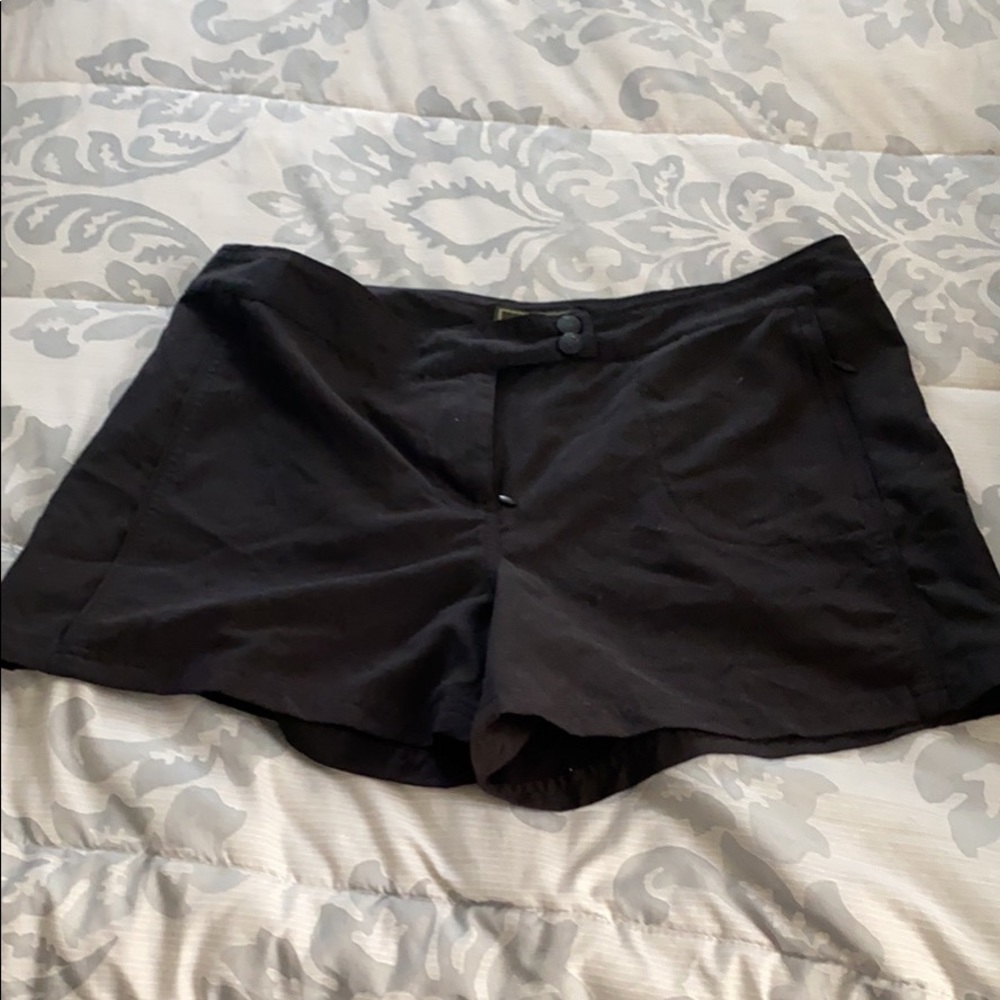 Eddie Bauer women’s golf shorts